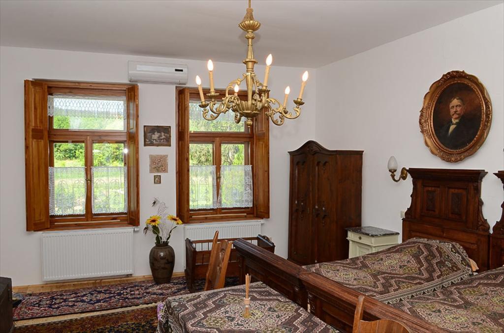 Hotel Zengőalja Vendégház à Erzsébet Extérieur photo